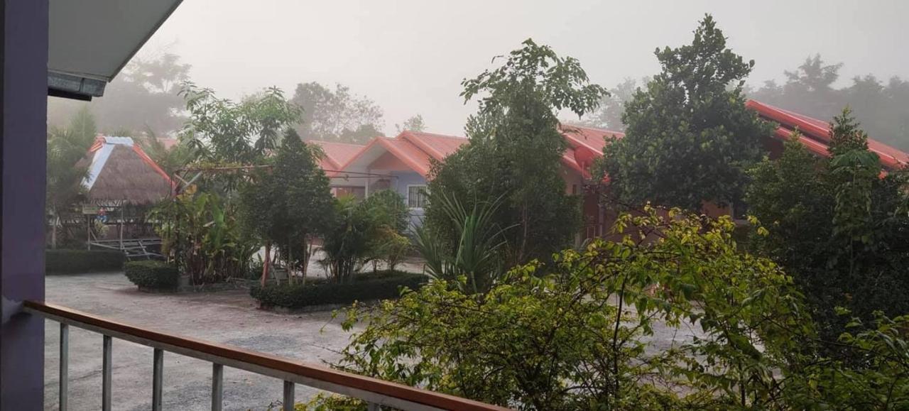 อวบอิ๋มรีสอร์ท #ที่พักภูกระดึง Ban Nong Tum Esterno foto